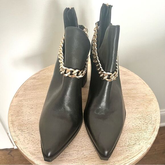 Steve Madden Tranquil Ankle Boots with Gold Chain Accent‎ Size 10 NWOB - Picture 4 of 9